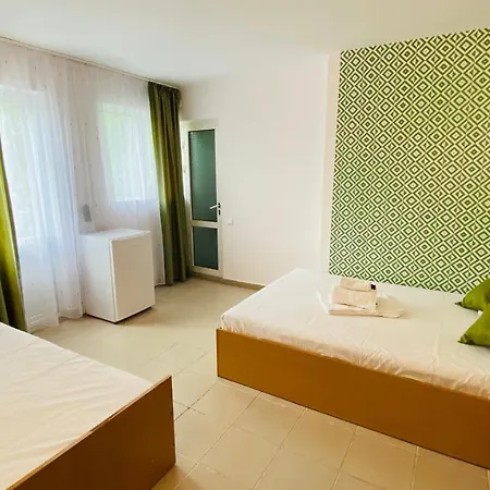 Yzabelle Hotel