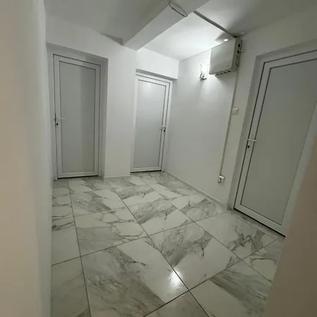 Yzabelle Hotel 2*