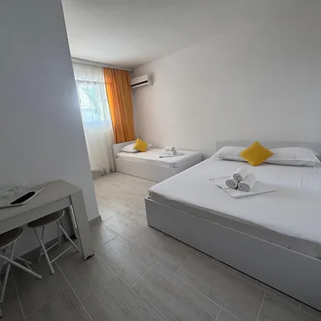 Yzabelle Hotel 2*