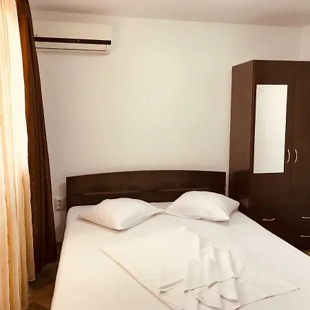 Yzabelle Hotel 2*